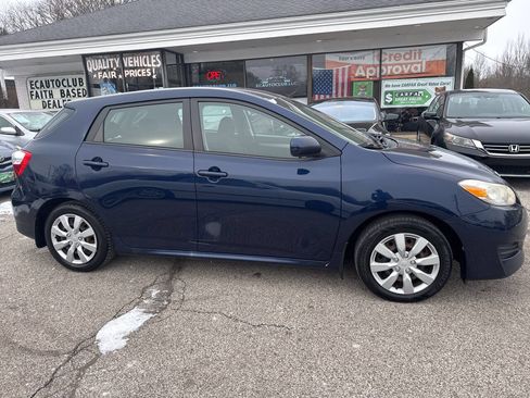 Used 2009 Toyota Matrix image 4