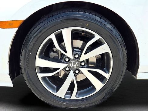 Used 2023 Honda Odyssey Touring image 9