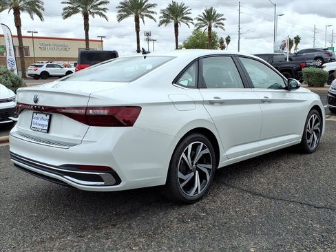 New 2026 Volkswagen Jetta SEL image 7