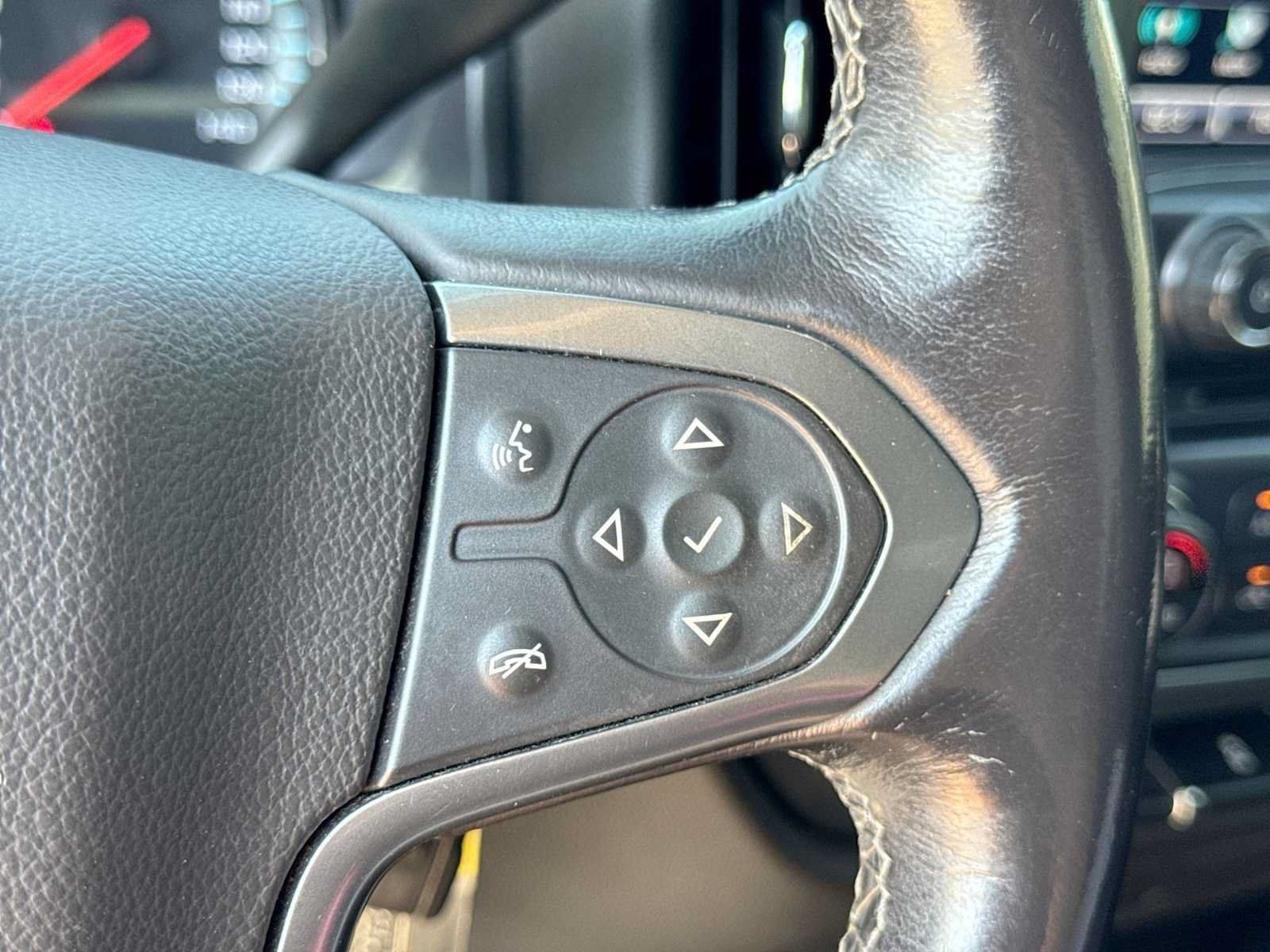 Used 2018 Chevrolet Silverado 1500 LT w/ All Star Edition AWD/4WD image 23