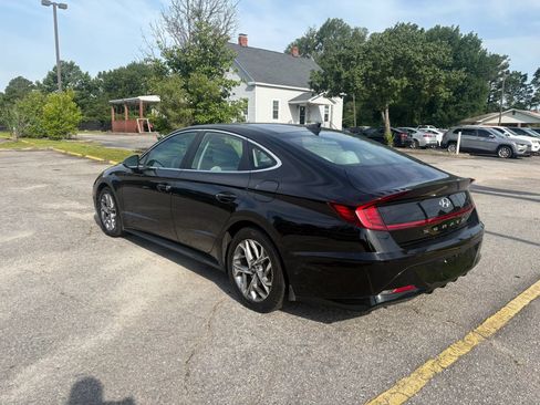 Used 2021 Hyundai Sonata SEL w/ Convenience Package FWD image 9
