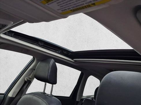 Used 2018 Subaru Forester 2.5i Touring w/ Popular Package #2 AWD/4WD image 14