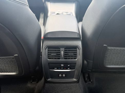 Used 2023 BMW M340i xDrive AWD/4WD image 19