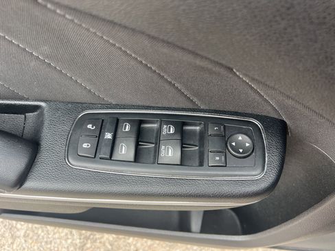 Used 2016 Dodge Charger R/T image 23