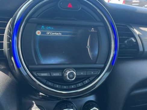 Used 2017 MINI Cooper 4-Door Hardtop FWD image 47