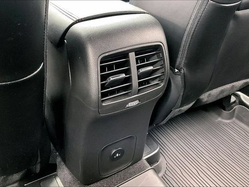 Used 2024 Ford Escape ST-Line w/ Tech Pack #1 AWD/4WD image 33
