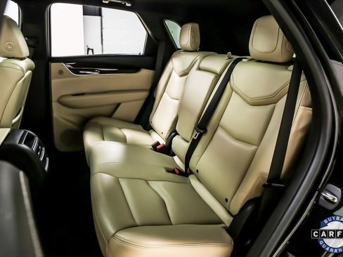 Used 2017 Cadillac XT5 Premium Luxury w/ Advanced Security Package image 31