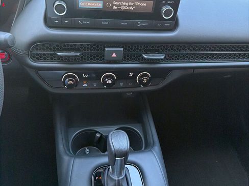 Used 2023 Honda HR-V LX image 12