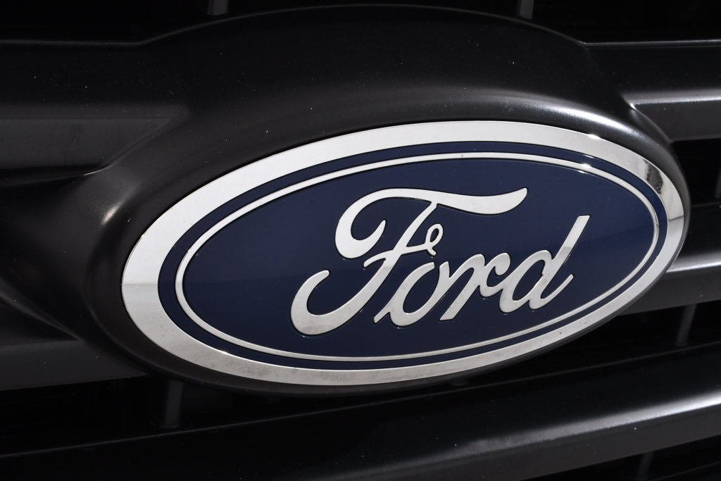 Used 2016 Ford F150 XLT w/ Equipment Group 302A Luxury AWD/4WD image 20