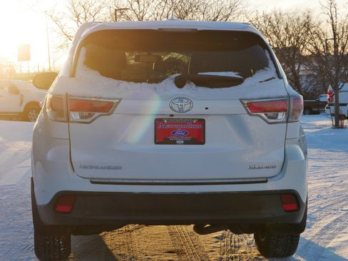 Used 2015 Toyota Highlander XLE image 5