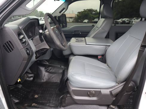 Used 2015 Ford F550 4x4 Crew Cab Super Duty image 12