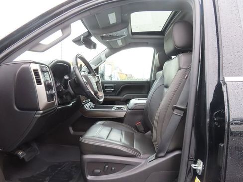 Used 2018 GMC Sierra 3500 Denali image 16