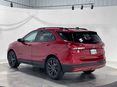 Used 2024 Chevrolet Equinox RS AWD/4WD image 14