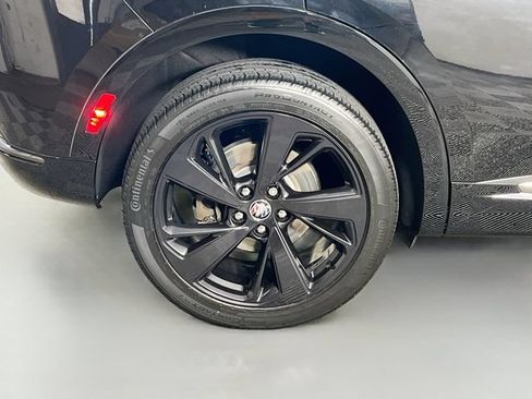 Used 2023 Buick Envision Essence w/ Sport Touring Package AWD/4WD image 37