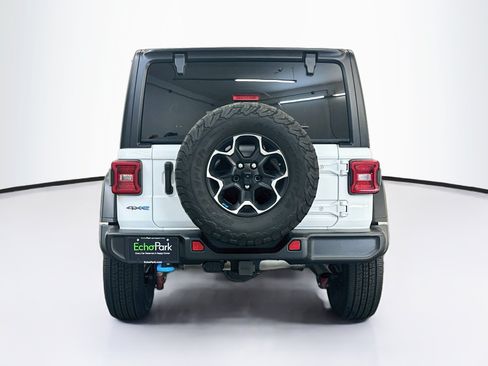 Used 2023 Jeep Wrangler Unlimited Rubicon 4xe w/ Cold Weather Group AWD/4WD image 7