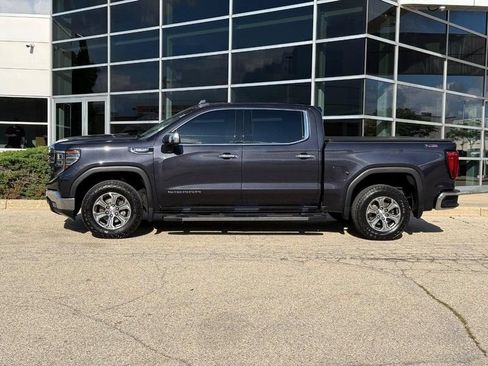 Used 2022 GMC Sierra 1500 SLT w/ SLT Convenience Package AWD/4WD image 6