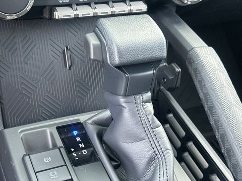 New 2026 Toyota 4Runner SR5 image 25