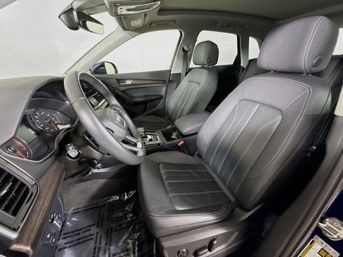 Certified 2023 Audi Q5 Premium w/ Convenience Package AWD/4WD image 5