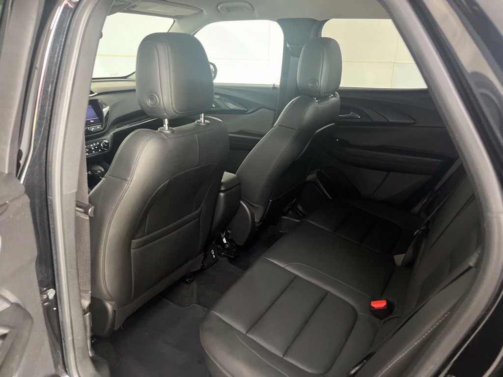 Used 2021 Chevrolet TrailBlazer LT w/ Premium Seating Package AWD/4WD image 25