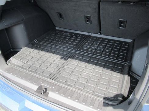 Certified 2024 GMC Terrain SLE w/ Driver Convenience Package image 30