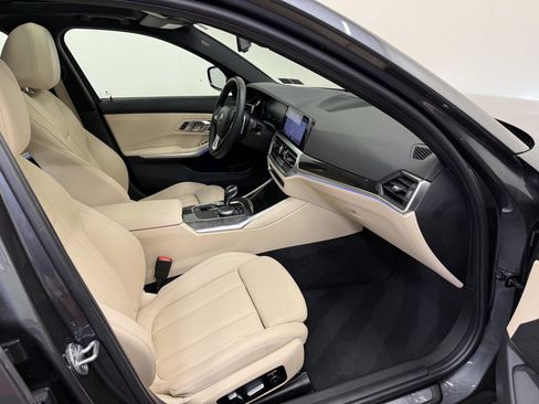 Used 2019 BMW 330i xDrive Sedan w/ Convenience Package AWD/4WD image 12