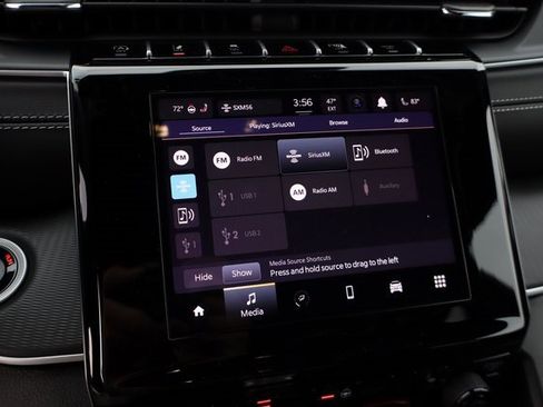 New 2025 Jeep Grand Cherokee Altitude image 17