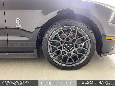 Used 2010 Ford Mustang Shelby GT500 RWD image 10