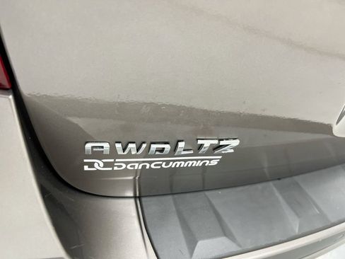 Used 2010 Chevrolet Equinox LTZ AWD/4WD image 25