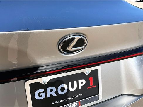 Used 2023 Lexus IS 300 w/ Premium Package RWD image 31