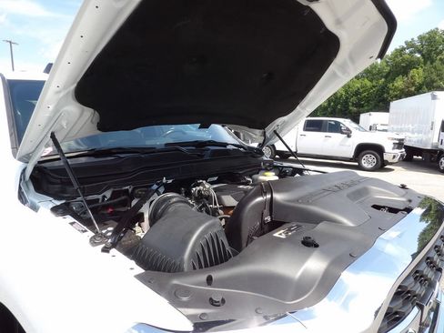 Used 2024 RAM 2500 Big Horn AWD/4WD image 48