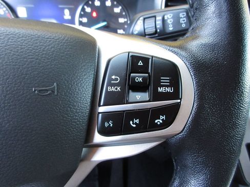 Used 2021 Ford Explorer XLT w/ Equipment Group 202A RWD image 16