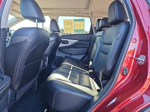 Used 2022 Nissan Murano SL w/ SL Moonroof Package image 17