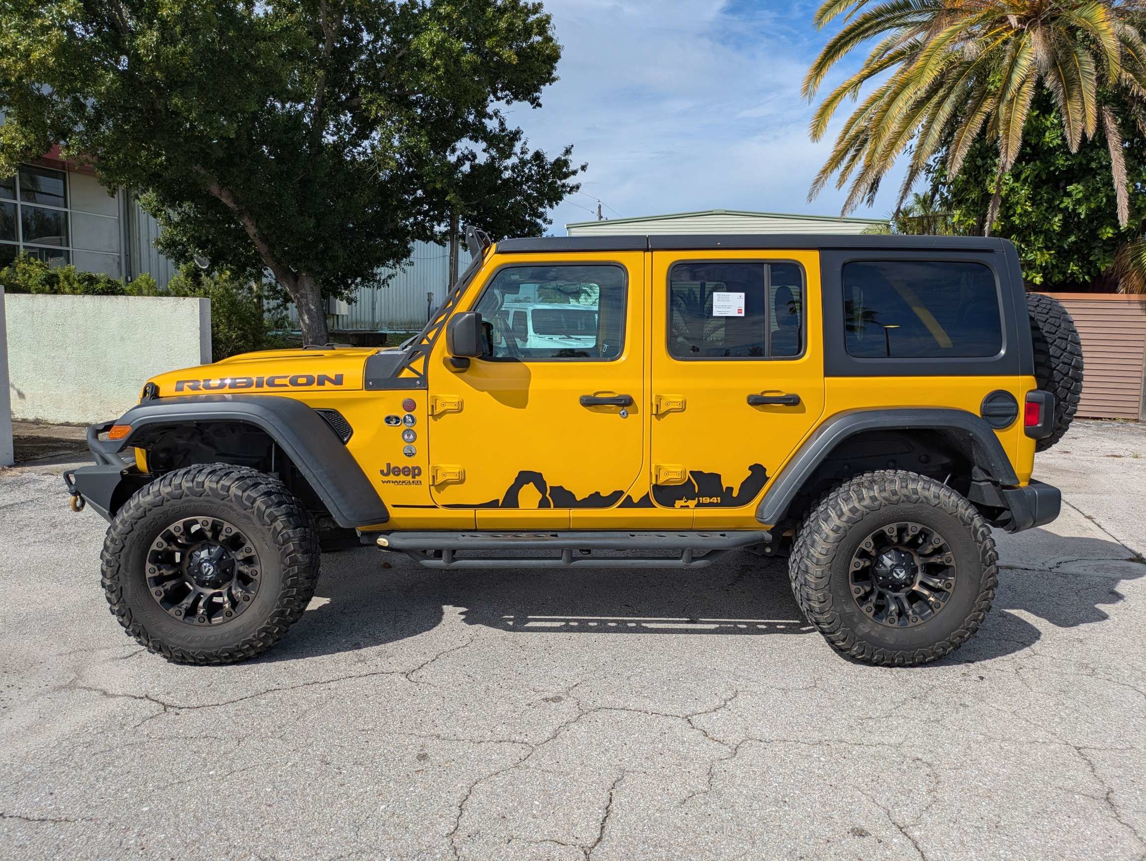 Used 2018 Jeep Wrangler Unlimited Rubicon AWD/4WD image 10