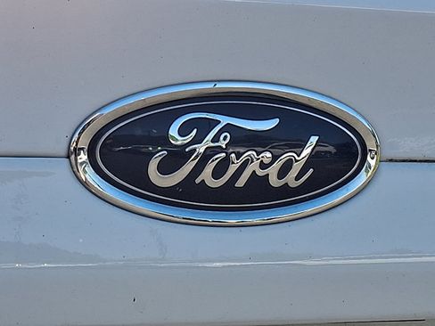 Used 2014 Ford Fusion SE FWD image 29