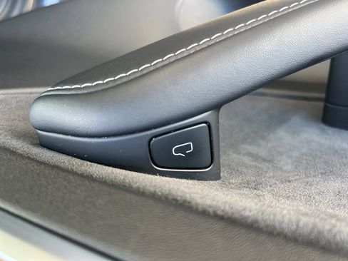 Used 2022 Tesla Model 3 Long Range image 21