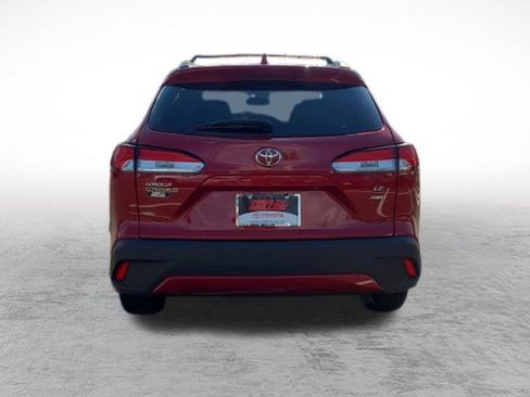 Certified 2023 Toyota Corolla Cross LE w/ Moonroof Package AWD/4WD image 6