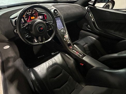 Used 2012 McLaren MP4-12C Coupe RWD image 14