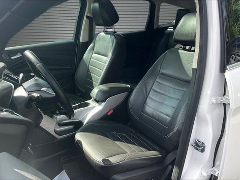 Used 2013 Ford C-MAX Energi SEL FWD image 20