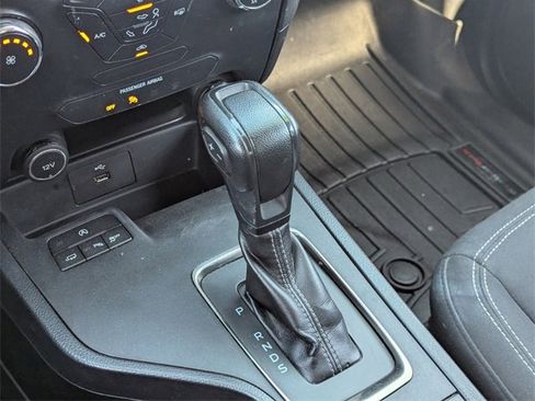 Used 2019 Ford Ranger XLT w/ Trailer Tow Package image 29