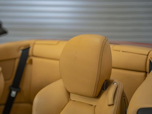 Used 2014 Ferrari California RWD image 27