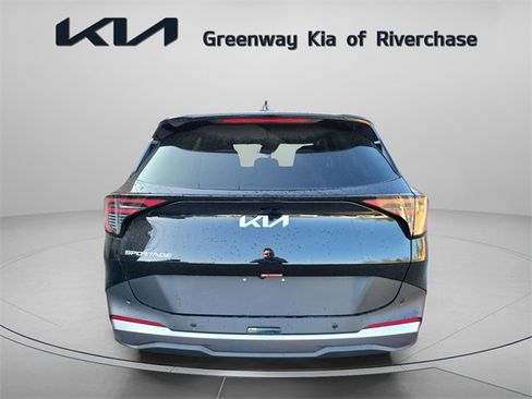 New 2026 Kia Sportage LX image 4