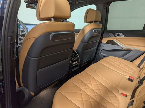 New 2026 BMW X5 xDrive50e image 31