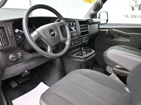 Used 2024 Chevrolet Express 3500 image 13