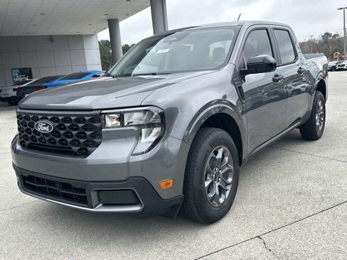 New 2025 Ford Maverick XLT w/ XLT Luxury Package image 3