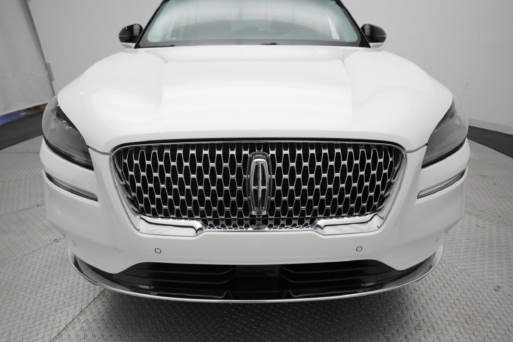 Used 2022 Lincoln Corsair Reserve w/ Equipment Group 201A AWD/4WD image 22