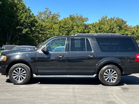 Used 2015 Ford Expedition EL XLT w/ Equipment Group 202A AWD/4WD image 7