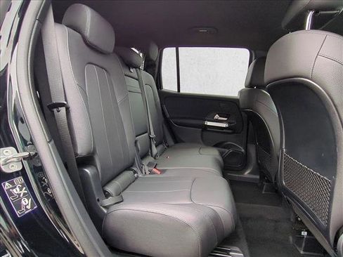 Certified 2025 Mercedes-Benz GLB 250 4MATIC image 19