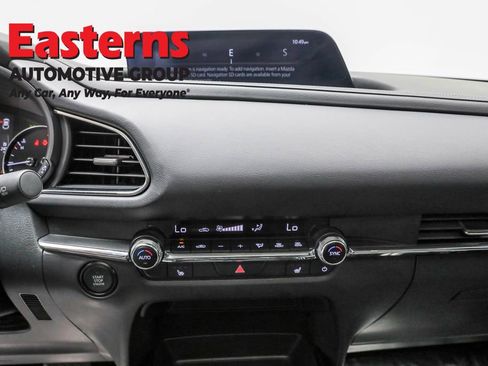 Used 2024 MAZDA CX-30 AWD 2.5 S w/ Preferred Package image 11