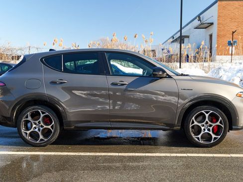 Used 2024 Alfa Romeo Tonale Veloce w/ Active Assist Package image 8