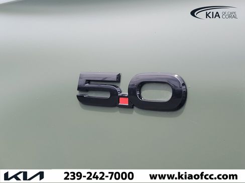 Used 2020 Ford Mustang GT Premium RWD image 8
